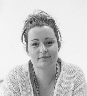 annick-healingsessie-1024x682-e1570469583781
